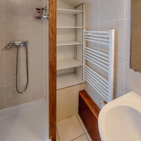 2 Bedroom In 아스떼