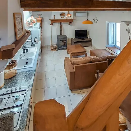 度假居 2 Bedroom In 阿斯特